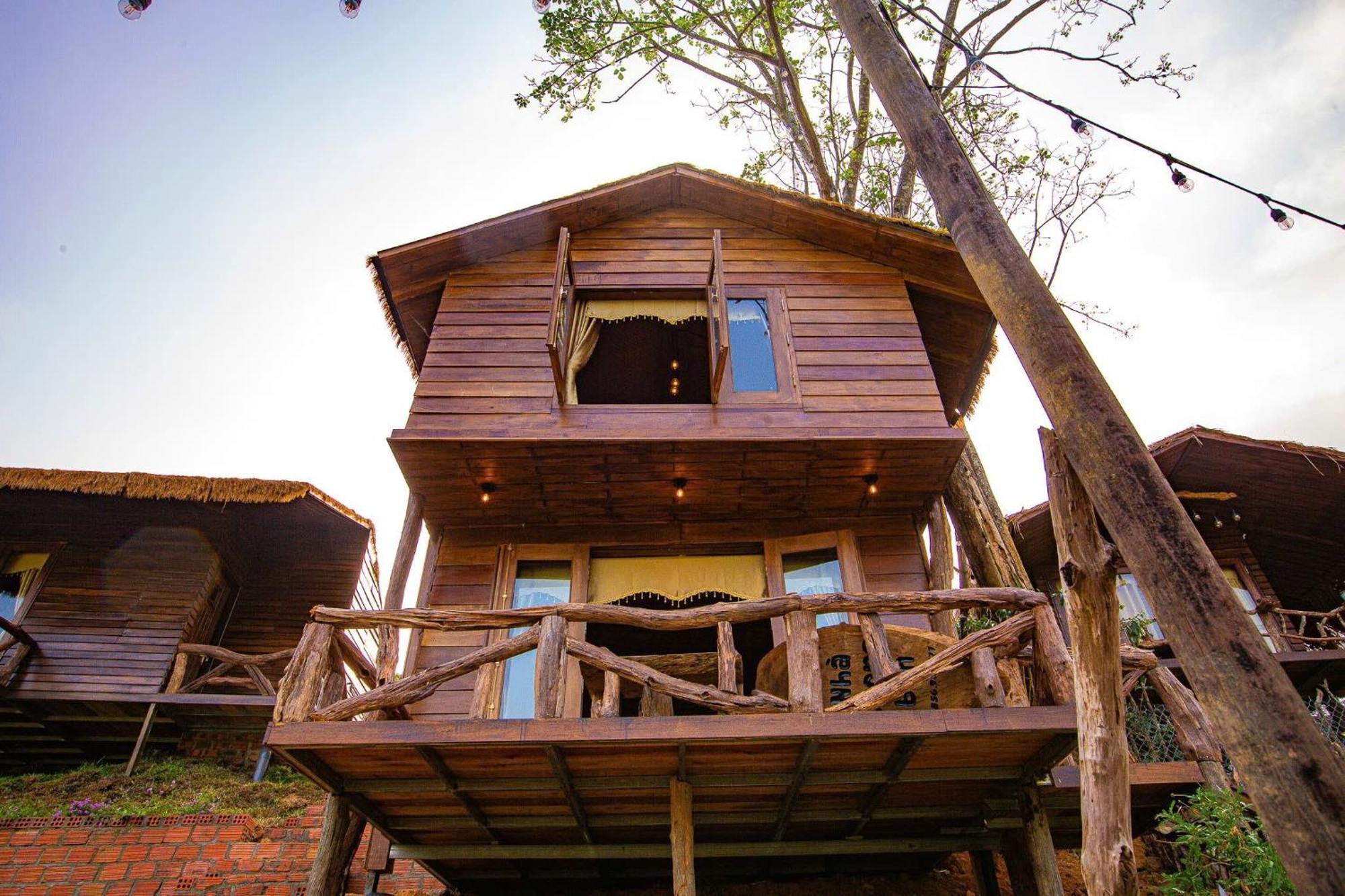 Nha Trong Ban - Homestay Mang Den Kon Von Kla Exterior foto