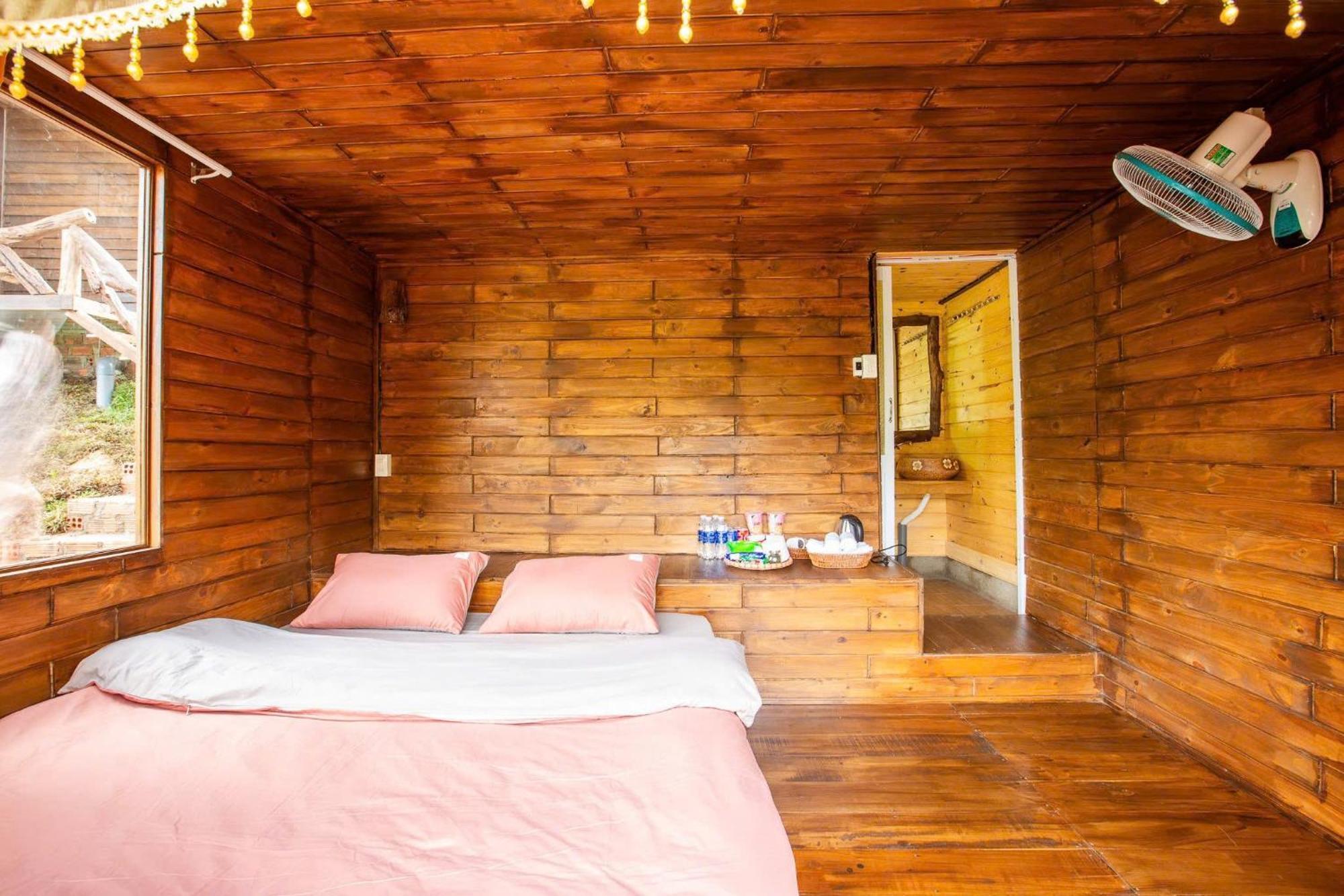 Nha Trong Ban - Homestay Mang Den Kon Von Kla Exterior foto
