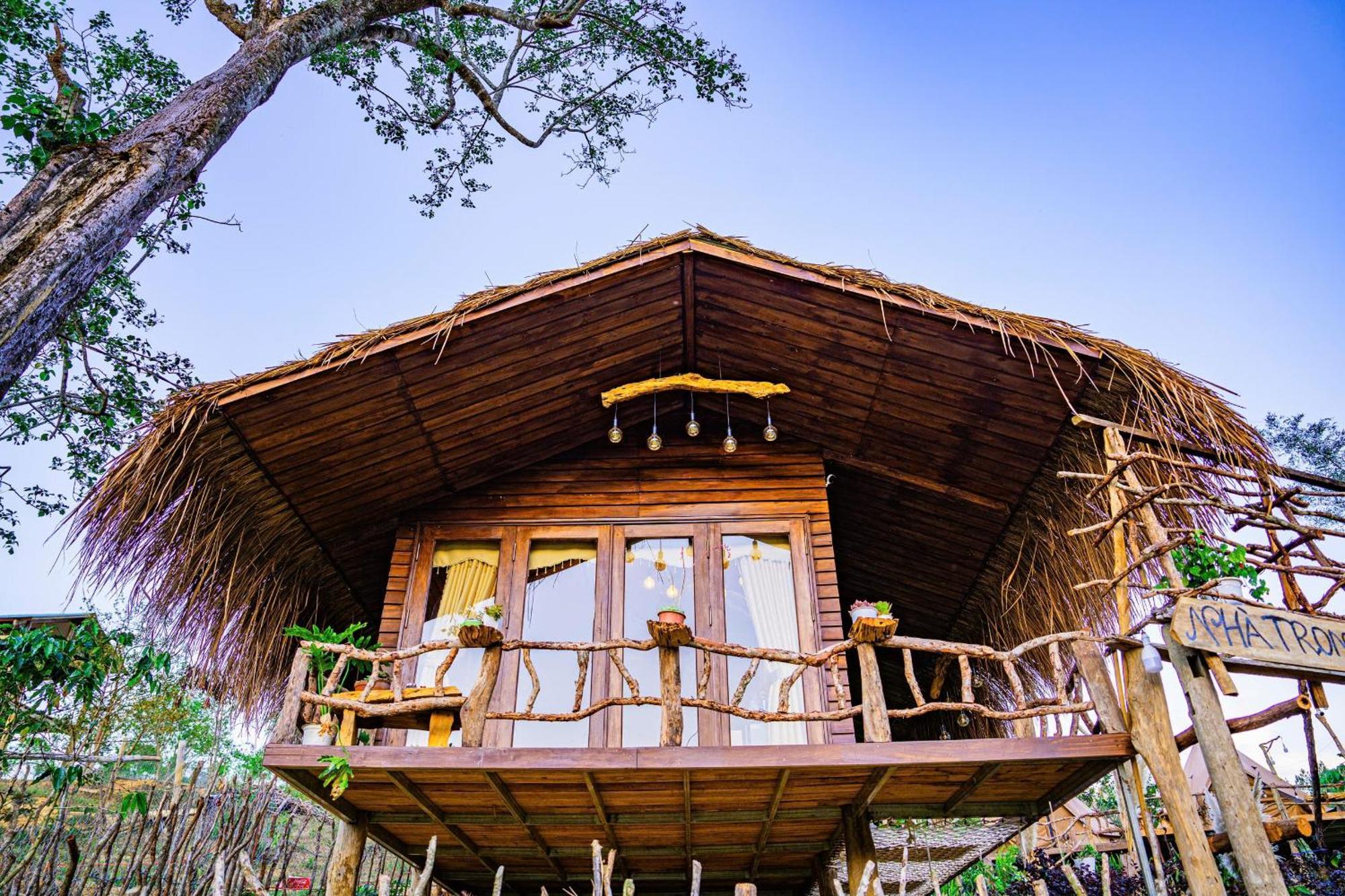 Nha Trong Ban - Homestay Mang Den Kon Von Kla Exterior foto